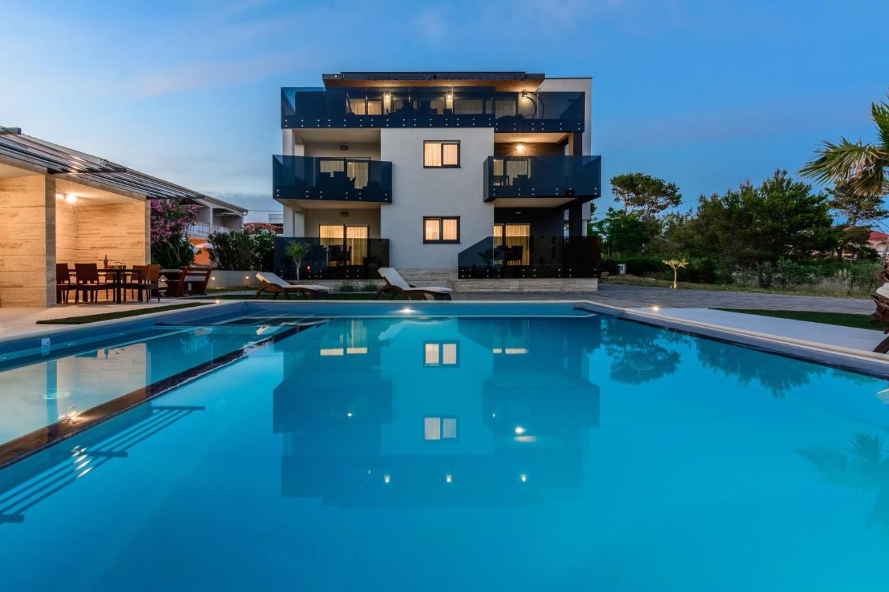 Resort Mirakul فير المظهر الخارجي الصورة
