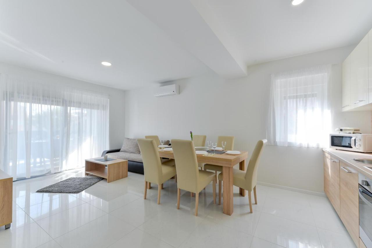 Resort Mirakul فير المظهر الخارجي الصورة